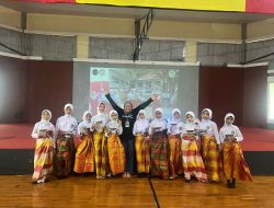 Bangkit Bersama dengan Karya: Makkunrai Institute, SMARTBAR, dan ART VOLTS UNM Inisiasi Gerakan Seni dan Sosial untuk Anak Indonesia
