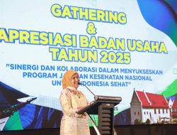 Wakil Wali Kota Makassar Serahkan Penghargaan kepada 14 Badan Usaha Pendukung Program JKN