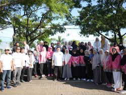 Wali Kota dan Ketua TP PKK Makassar Pimpin Aksi Bersih di Losari, Jaga Ikon Kota Tetap Estetik