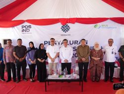 Munafri-Aliyah Dampingi Menaker RI Tinjau Penyaluran BSU 2025 di Makassar