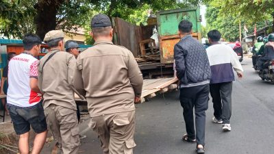 Pemkot Makassar Tertibkan Pasar Tumpah Jalan Leimena, Pedagang Dapat Lokasi Baru