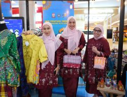 Dekranasda Makassar Sukses Tampilkan Produk Lokal di Gebyar PKK HKG ke-53