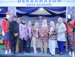 Aliyah Mustika Ilham Apresiasi Kreativitas UMKM di Pameran Ekraf Rakornas Produk Hukum Daerah 2025