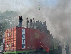 HMI Koorkom UNM Kecam Aparat Kepolisian dan Blokade Jalan Pettarani