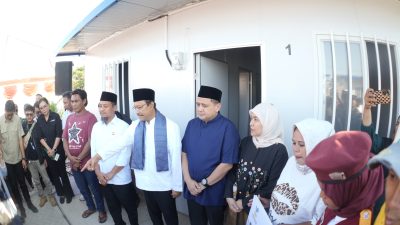 Munafri–Aliyah Dampingi Mensos Serahkan 20 Rumah Knockdown untuk Nelayan Untia, Keluarga Naila Jadi Simbol Perubahan