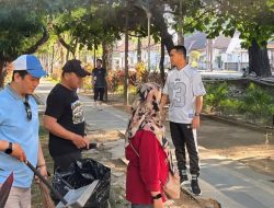 Dinas Kebudayaan Makassar Gelar Kerja Bakti di Taman Macan pada World Cleanup Day 2025