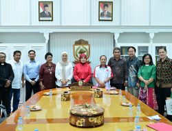 Aliyah Mustika Ilham Dukung Kegiatan “Jogging and Hunting Waste” BAMAG LKK Indonesia di Makassar