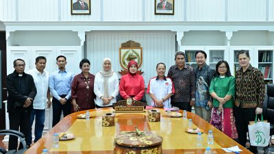 Aliyah Mustika Ilham Dukung Kegiatan “Jogging and Hunting Waste” BAMAG LKK Indonesia di Makassar
