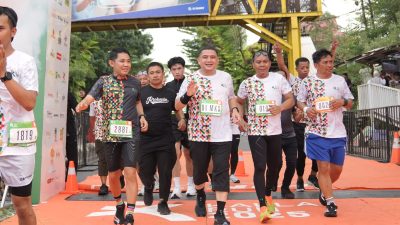 Munafri Arifuddin Ikut Lari 10K Bersama 3.000 Peserta di Kalla Run 2025