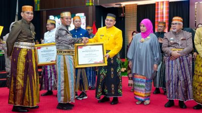 Pemkot Makassar Borong Tiga Penghargaan di Hari Jadi Sulsel ke-356