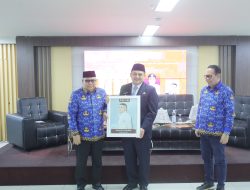 Munafri Ajak Generasi Muda Rawat Bahasa di Tengah Arus Global