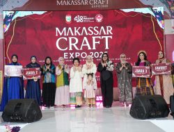 Pesona Wastra Lokal Warnai Lomba Fashion Show Makassar Craft Expo 2025