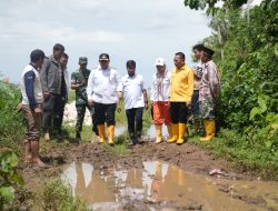 Menembus Lumpur dan Jalan Terjal, Munafri Tinjau Langsung Warga di Romang Tangayya