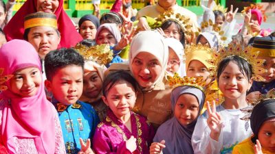 HUT ke-80 PGRI dan HGN 2025, Aliyah Mustika Ilham: Guru Tidak Hanya Mengajar, Tetapi Mendidik dengan Hati