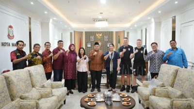 Kedubes Inggris Temui Wali Kota Makassar, Jajaki Kerja Sama Stadion, MCH, dan Ekonomi Kreatif