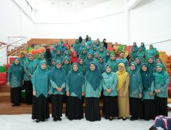 TP PKK Makassar Tingkatkan Kapasitas Kader Lewat Lomba Pengisian Buku SIP 2025