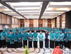 TP PKK Makassar Gelar Capacity Building 2025, Melinda Aksa Tekankan Etika Berorganisasi dan Komunikasi Efektif