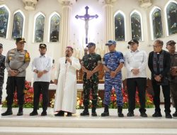 Wali Kota Makassar dan Gubernur Sulsel Pantau Misa Natal, Munafri Tegaskan Makassar Kota Aman dan Toleran