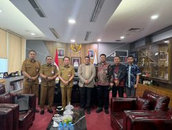 Perkuat Sinergi Pusat–Daerah, Wali Kota Munafri Temui Dirjen Bina Keuangan Kemendagri