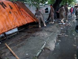 Penertiban PKL di Mariso Makassar Berlangsung Tertib, 96 Lapak Dibongkar Tanpa Gesekan