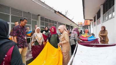 Wawali Makassar Aliyah Mustika Ilham Tinjau Pelatihan Keterampilan di Sentra Wirajaya pada Peringatan Hari Kartini