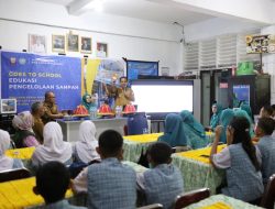 TP PKK Makassar Edukasi Pelajar Kelola Sampah dari Maggot hingga Teba melalui Program Goes to School