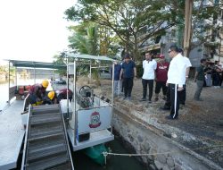 Wali Kota Makassar Pimpin Bersih-Bersih Kanal, Tekankan Kebersihan Jadi Kebiasaan