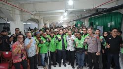 Sapa Pengemudi Gojek, Munafri Tekankan Pentingnya Cek Kesehatan dan Jaminan Sosial